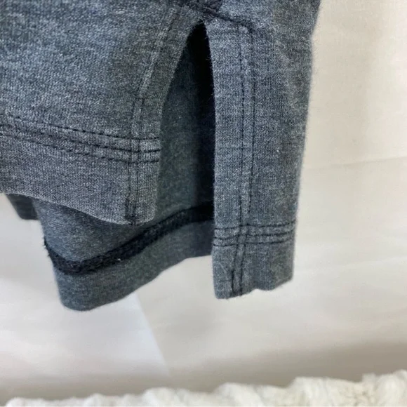 lululemon athletica Men's Gray Polo Shirt - Picture 5 of 12